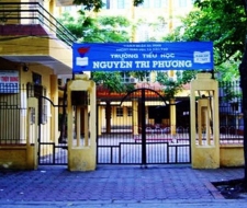 Tạm đình chỉ nữ giáo viên đánh 11 học sinh ở Hà Nội