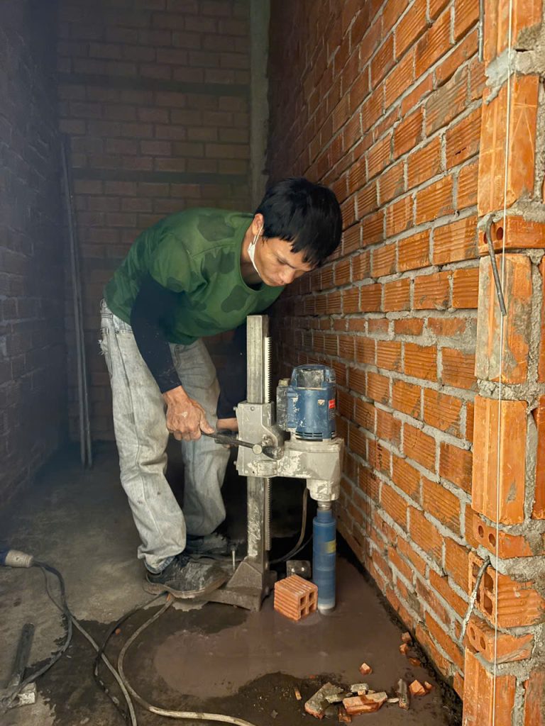 Khoan rút lõi bê tông Dĩ An uy tín thi công nhanh