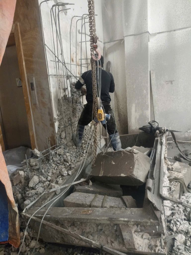 Thi công cắt dây kim cương bê tông chuyên nghiệp