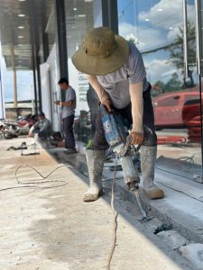 Đục phá bê tông tại TPHCM